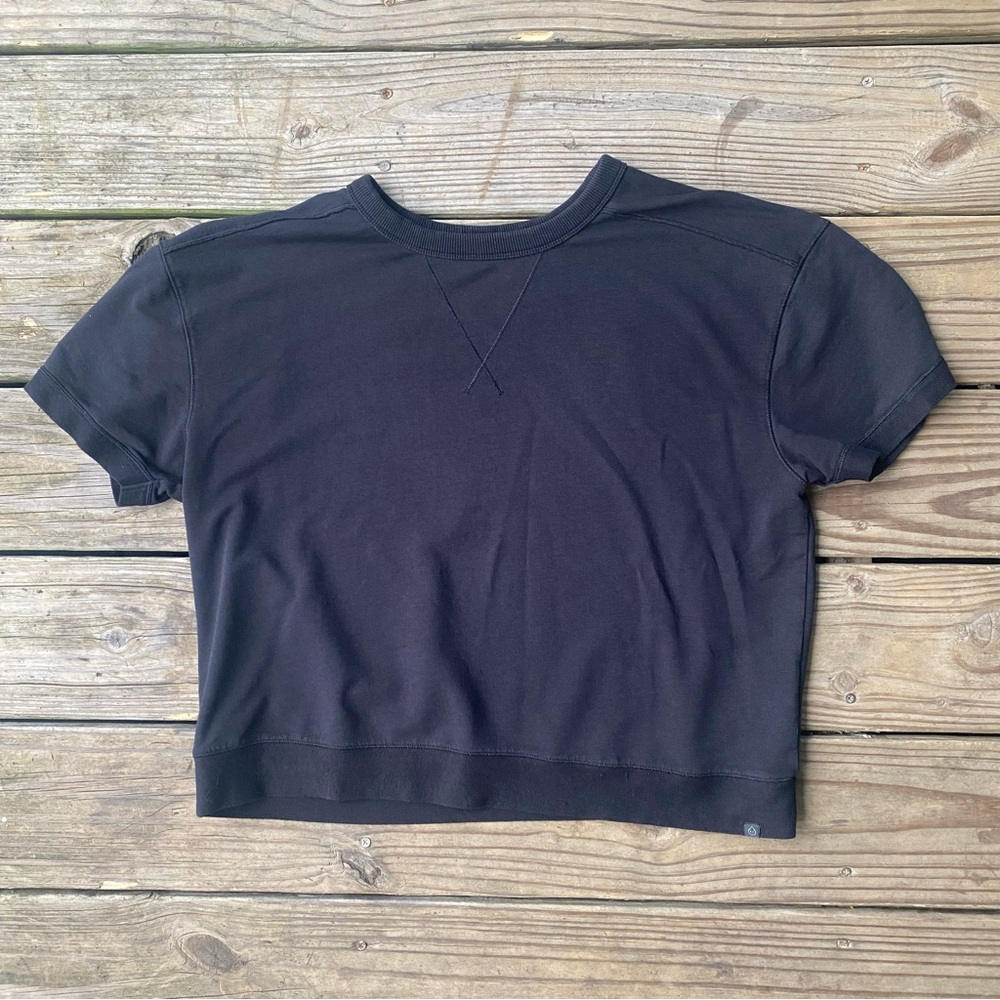 Tasc Performance Boxy Crop Black T-Shirt